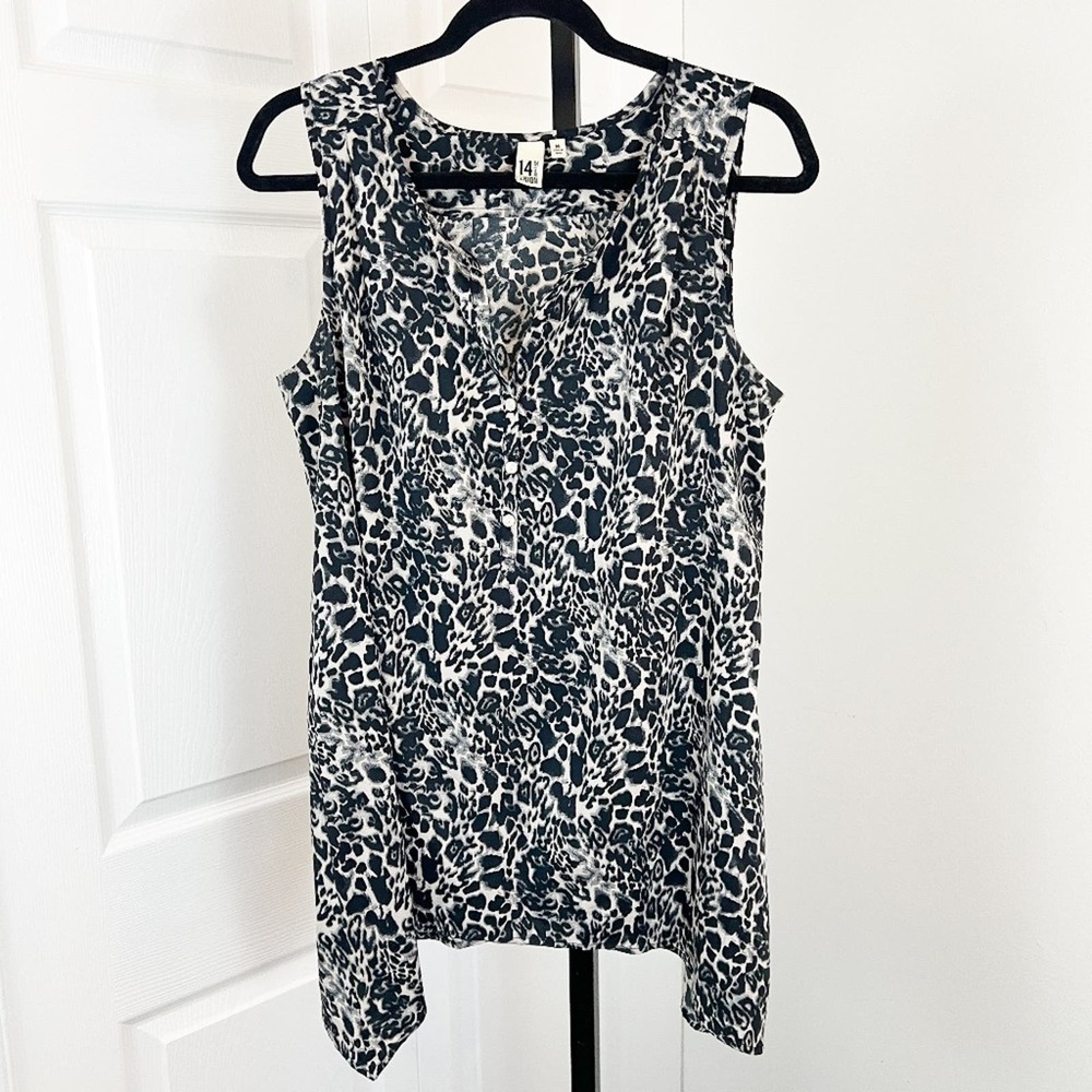 14th & Union Animal Print High Low Black, Gray, and Cream Top Blouse Size Medium